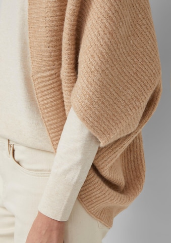 Cape s.Oliver en beige