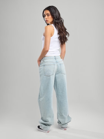 LASCANA Loosefit Jeans in Gemengde kleuren