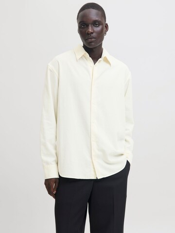 Fit confort Chemise JACK & JONES en blanc : devant