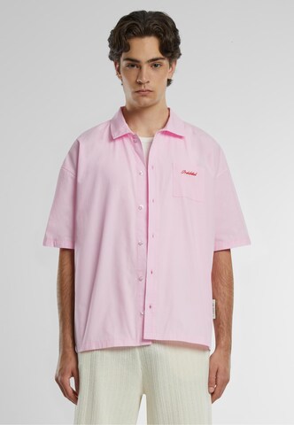 Fit confort Chemise 'Ciao Amore' Prohibited en rose