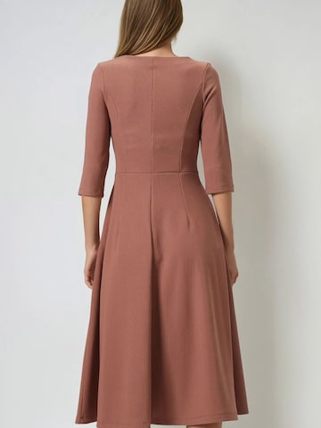 Abito di Trend Alaçatı Stili in marrone