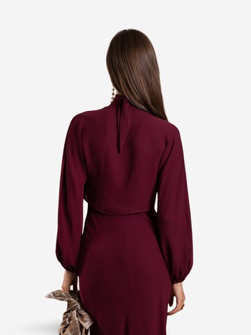 THE-ARE - Vestido en rojo