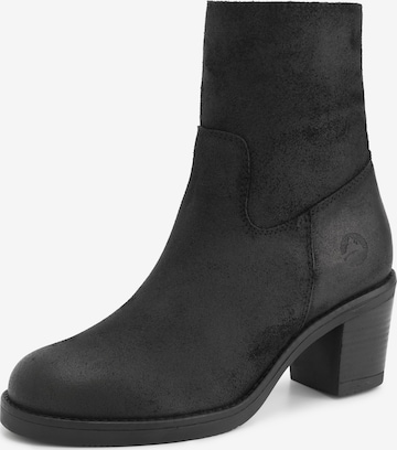 Travelin Ankle Boots in Black: front