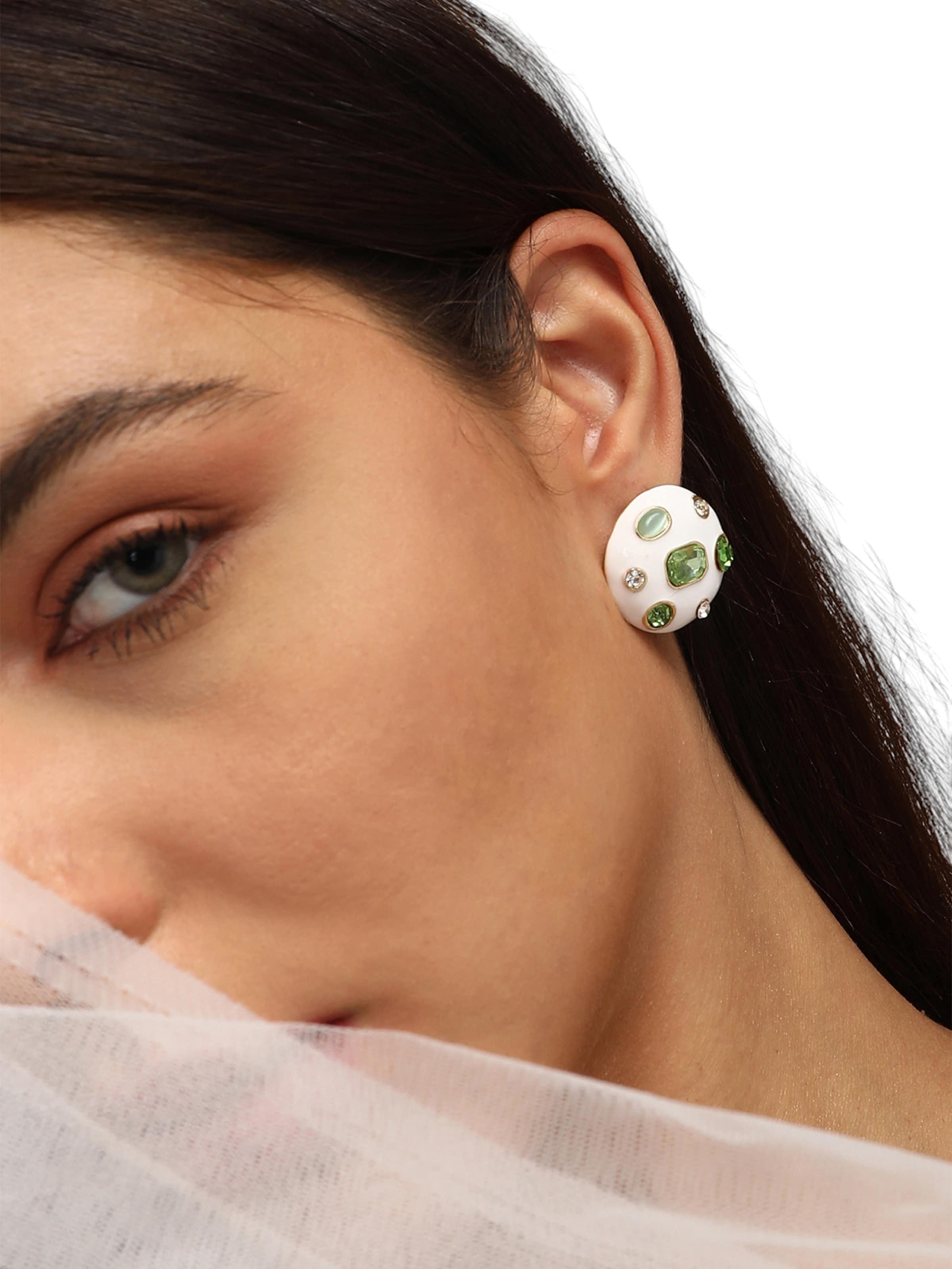 SOHI Fülbevalók 'Arshi' - fehér: elől