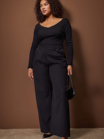 Trendyol Curve - Camiseta en negro