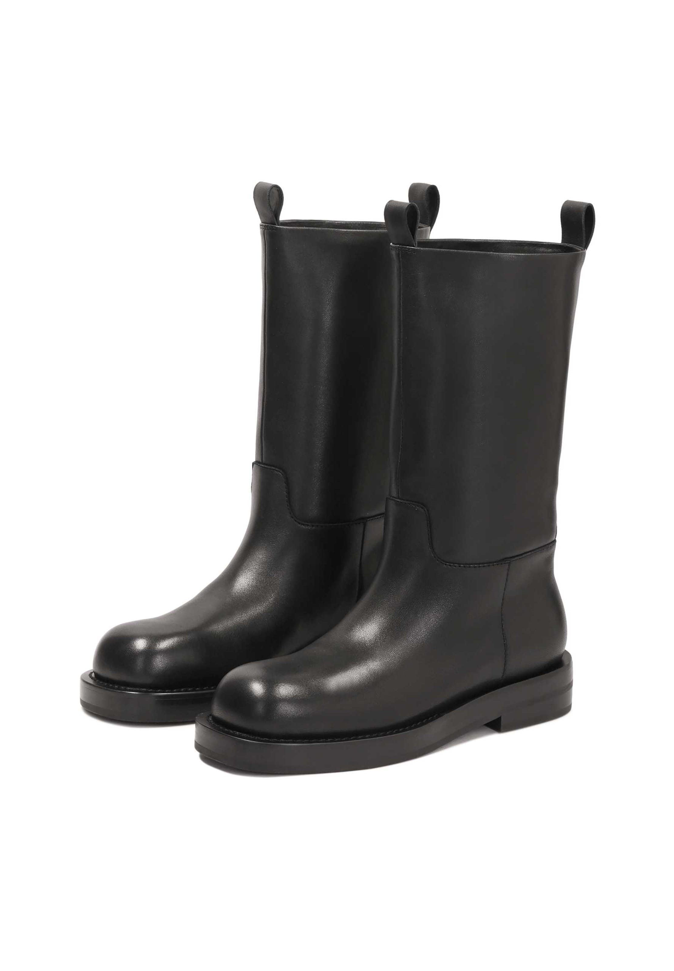 Kazar Studio Ботуши в черно