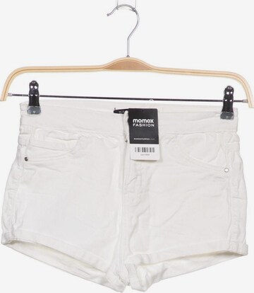 Bershka Shorts in S in White: front