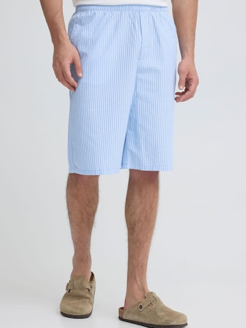 Loosefit Pantalon chino ' CFJaevon Striped ' Casual Friday en bleu : devant