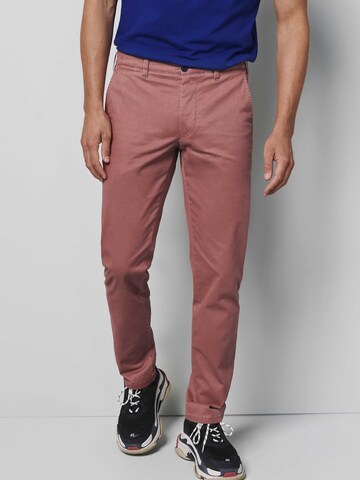 MEYER Regular Chino Pants in Red: front