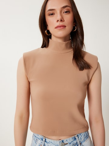 Top di Happiness İstanbul in beige