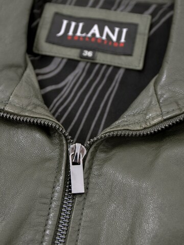 Veste mi-saison 'Enna' Jilani en vert
