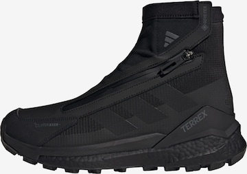 ADIDAS TERREX - Botas 'Free Hiker 2' en negro: frente