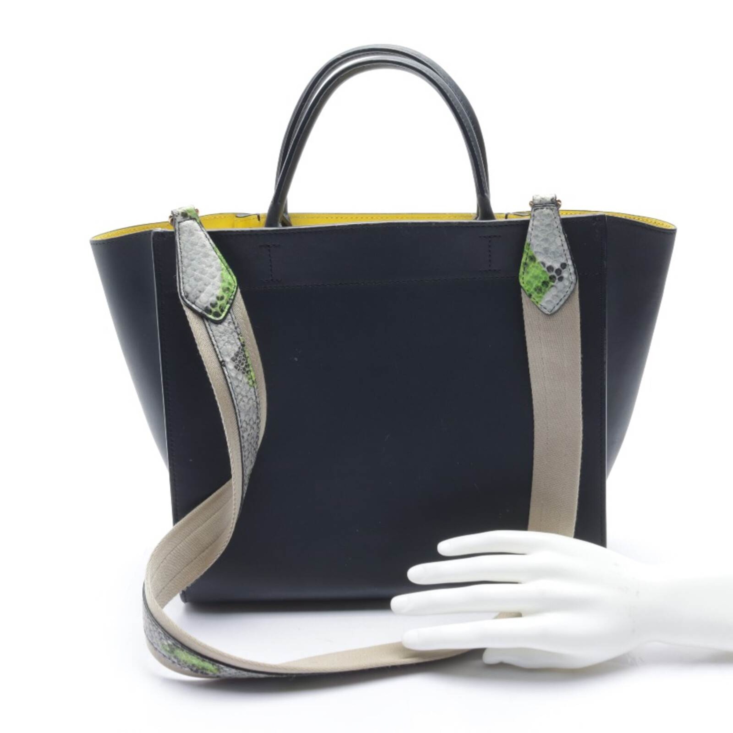 MCM Bag in One size in Blue