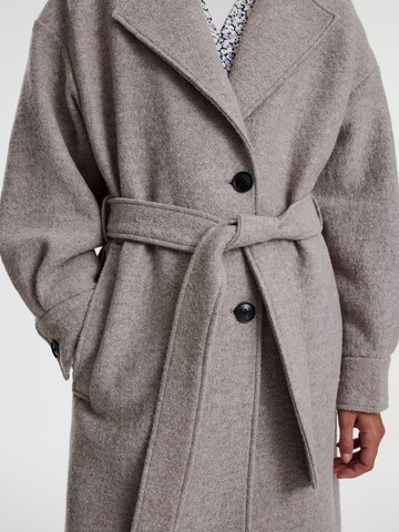 EDITED Between-Seasons Coat 'SILKA' in Beige