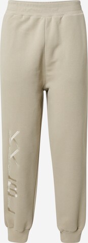 Tapered Pantaloni di Karo Kauer in verde: frontale