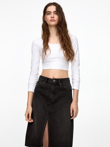 Pull&Bear Krilo | črna barva: sprednja stran