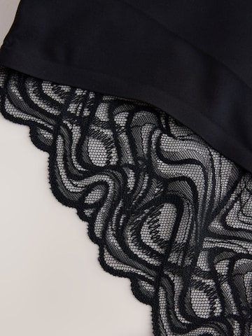Slip modellante di Next in nero