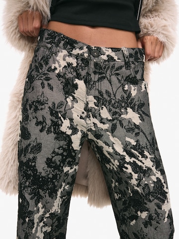 Bershka Wide Leg Jeans in Schwarz
