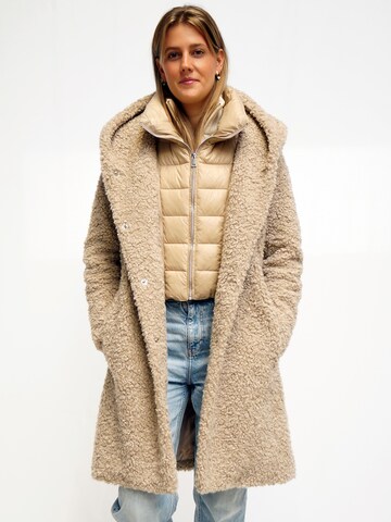 Funk since 1776 Winter Coat in Beige