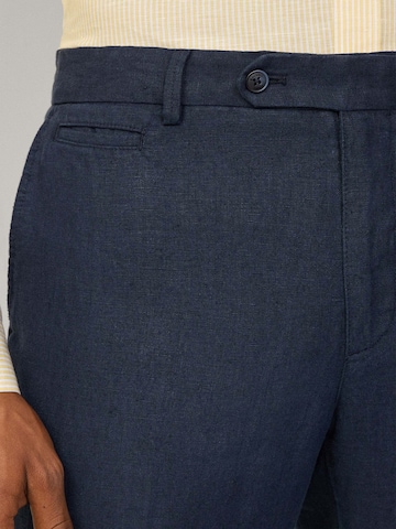 Regular Pantalon chino Hackett London en bleu