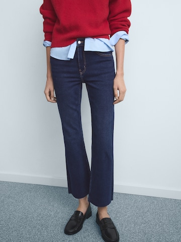 Evazați Jeans 'SIENNA' de la MANGO pe albastru: față