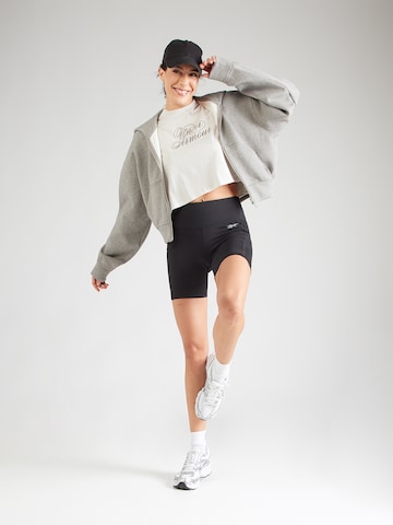 UNDER ARMOUR Λειτουργικό μπλουζάκι σε λευκό