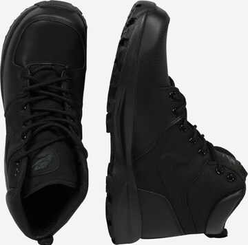 Nike Sportswear Lace-Up Boots 'Manoa' in Black
