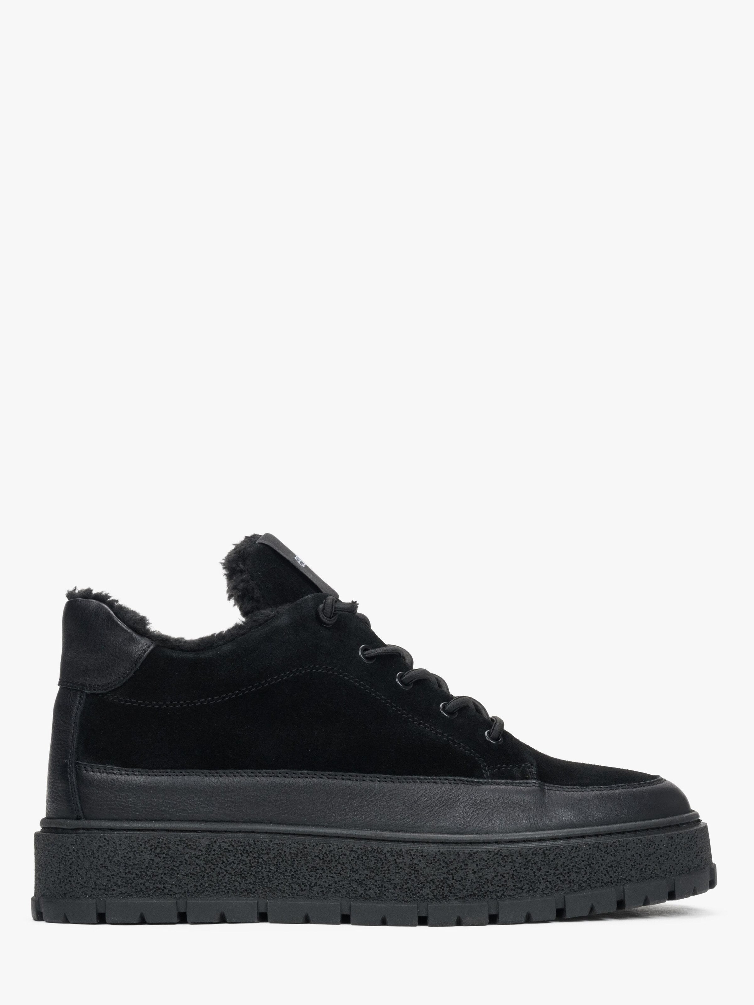 Estro Sneakers '09-4360' in Black: front