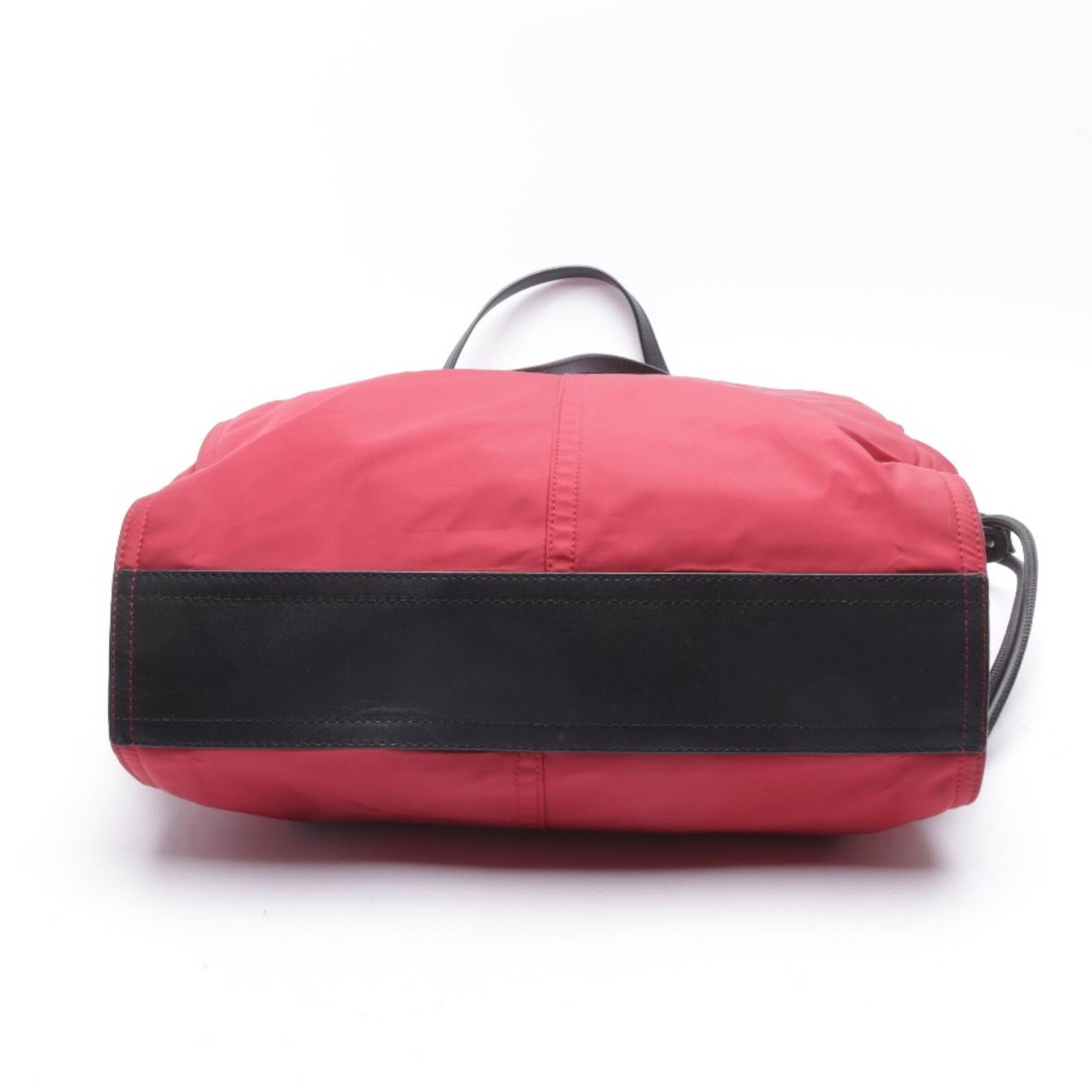 BURBERRY Bag in One size in Red