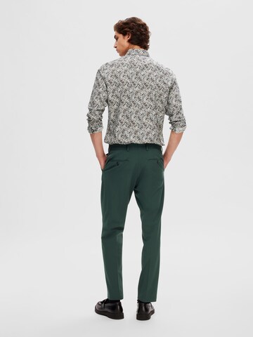 SELECTED HOMME - Slimfit Calças com vincos 'Liam' em verde