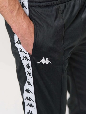 Regular Pantaloni ' KMBanda ' de la KAPPA pe negru