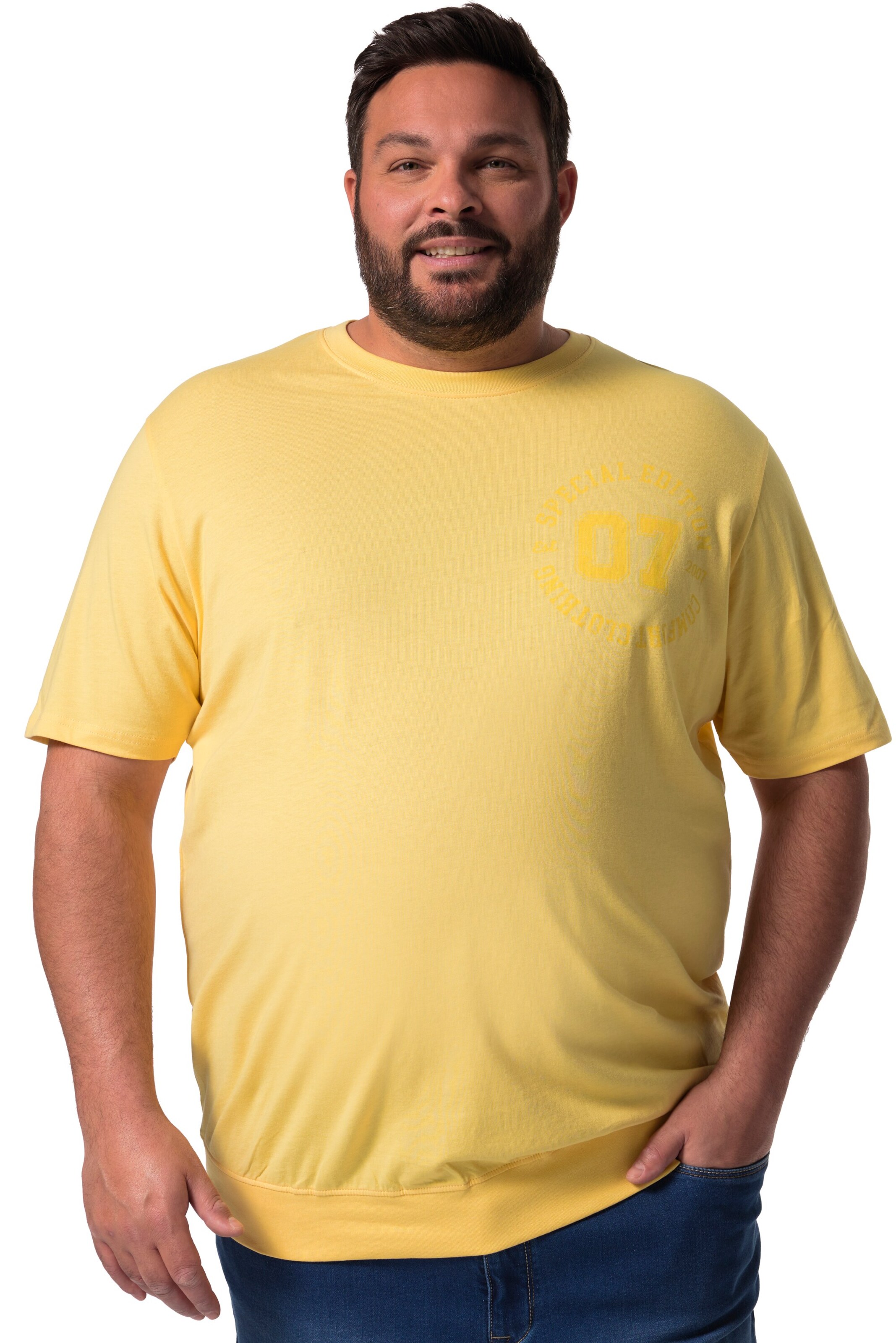 Men Plus Shirt in Yellow: front