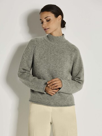 Pull-over MADELEINE en gris : devant