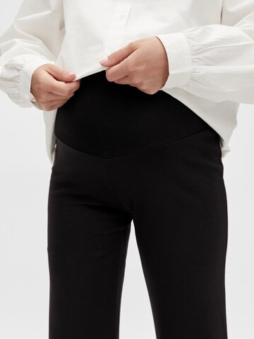 Loosefit Pantaloni 'Luna' de la MAMALICIOUS pe negru