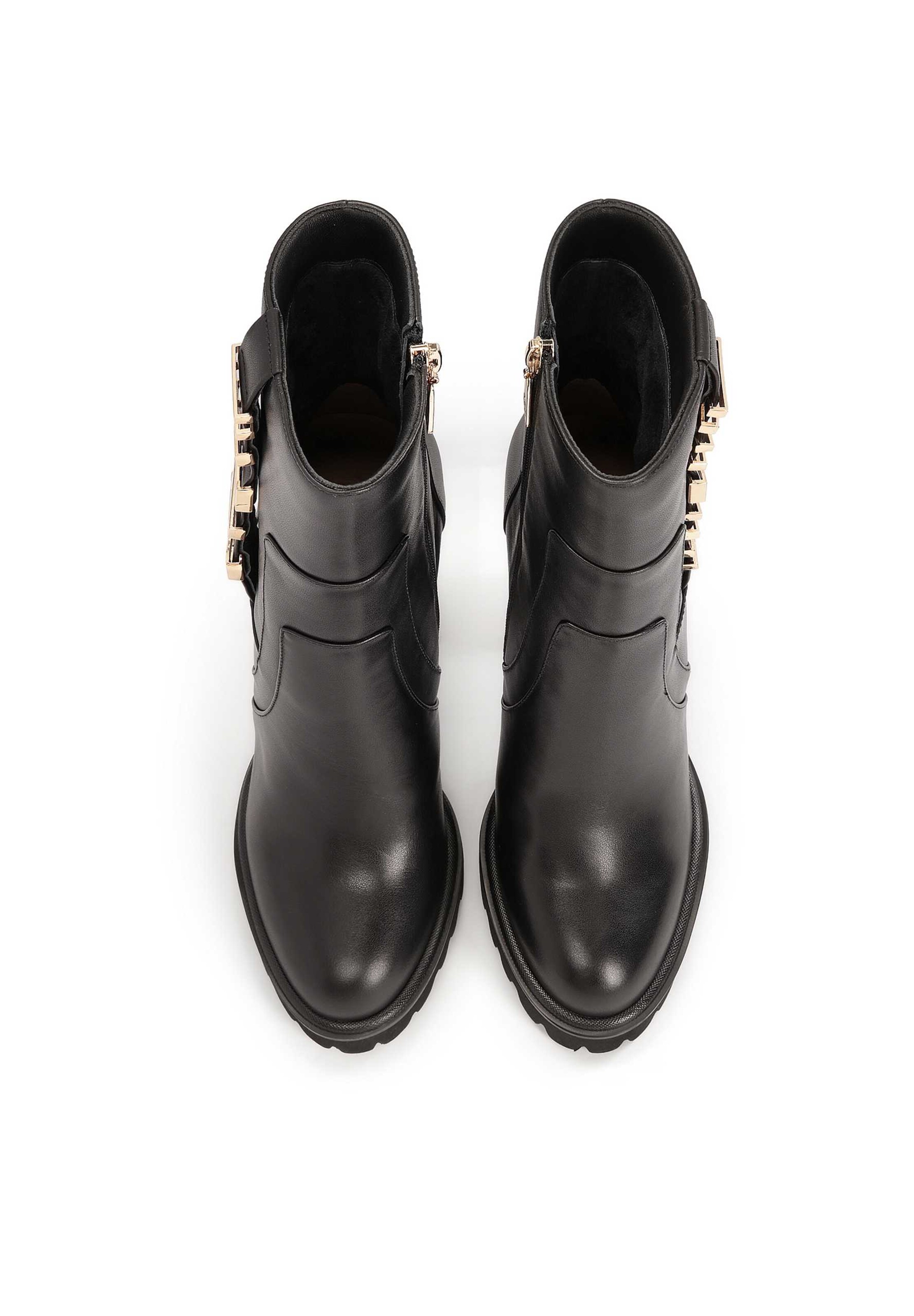 Kazar Bootie in Black