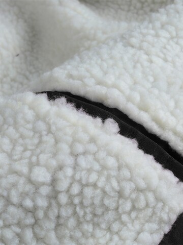 Youthup Winter Jacket in Black