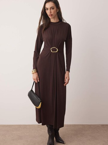 Trendyol Šaty - Hnedá: predná strana