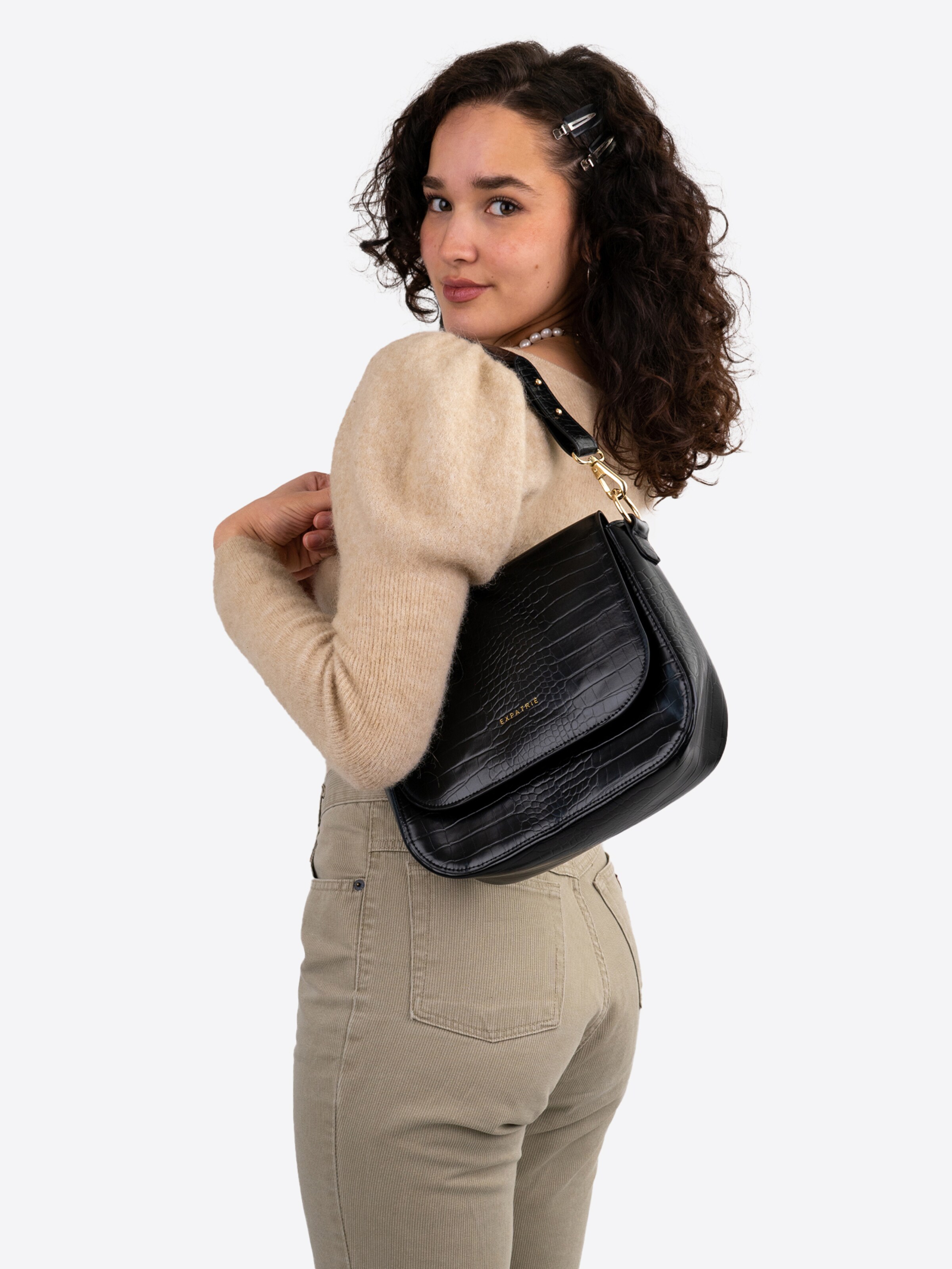 Expatrie Shoulder bag Louise Large in Black ABOUT YOU