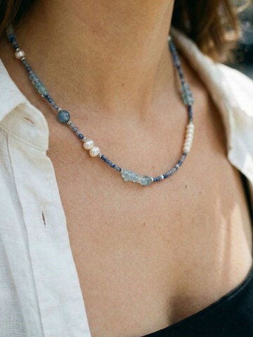 Nemomatheo Necklace 'Saphirtraum – Handgefertigte Steinperlenkette' in Gold
