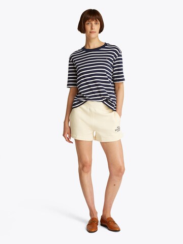TOMMY HILFIGER T-shirt i blå