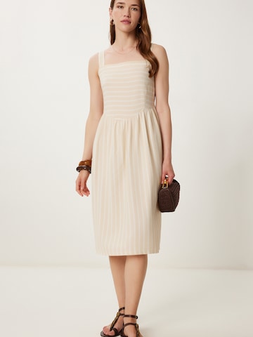 Robe d’été Happiness İstanbul en beige