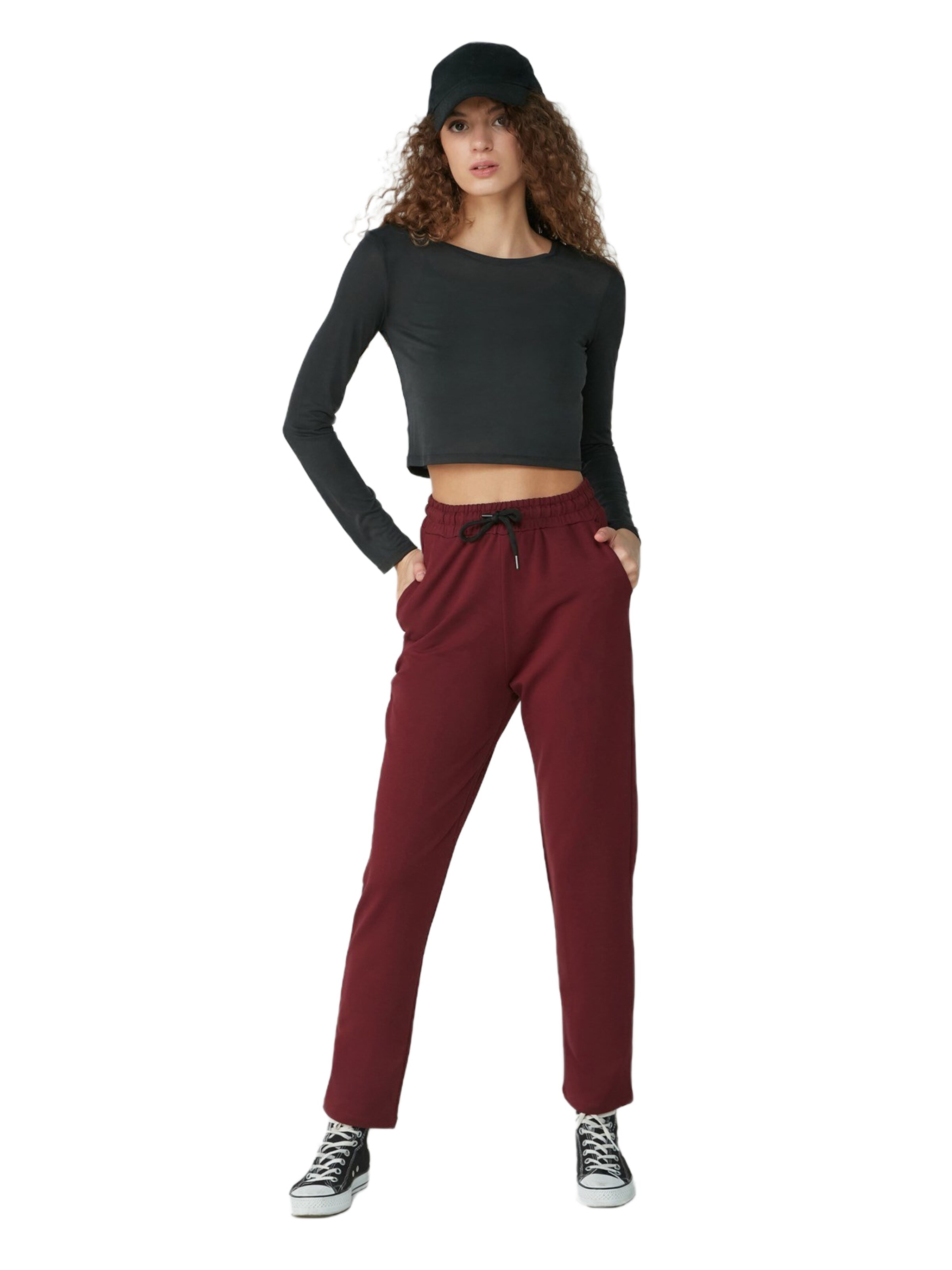 C&City Tapered Pants in Red: front