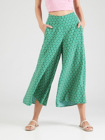 Wide leg Pantaloni 'In Full Bloom' de la Blutsgeschwister pe verde: față