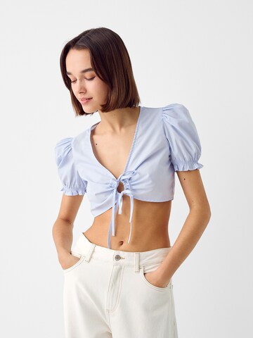 Bershka Blouse in Blauw: voorkant