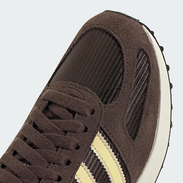 ADIDAS ORIGINALS - Zapatillas deportivas bajas 'La Trainer' en marrón