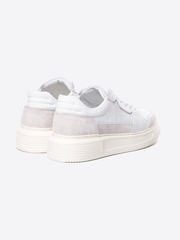 MARTIN VALEN Platform trainers in White