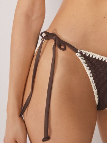 CALZEDONIA Bikini Bottoms 'Bicolor Embroidery' in Brown