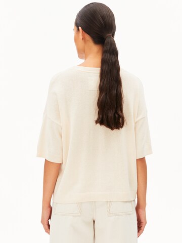 ARMEDANGELS Trui 'Rabeaa Crochet Lino' in Beige