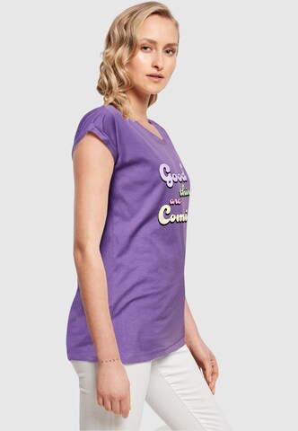 Merchcode T-Shirt 'Good Things' in Lila