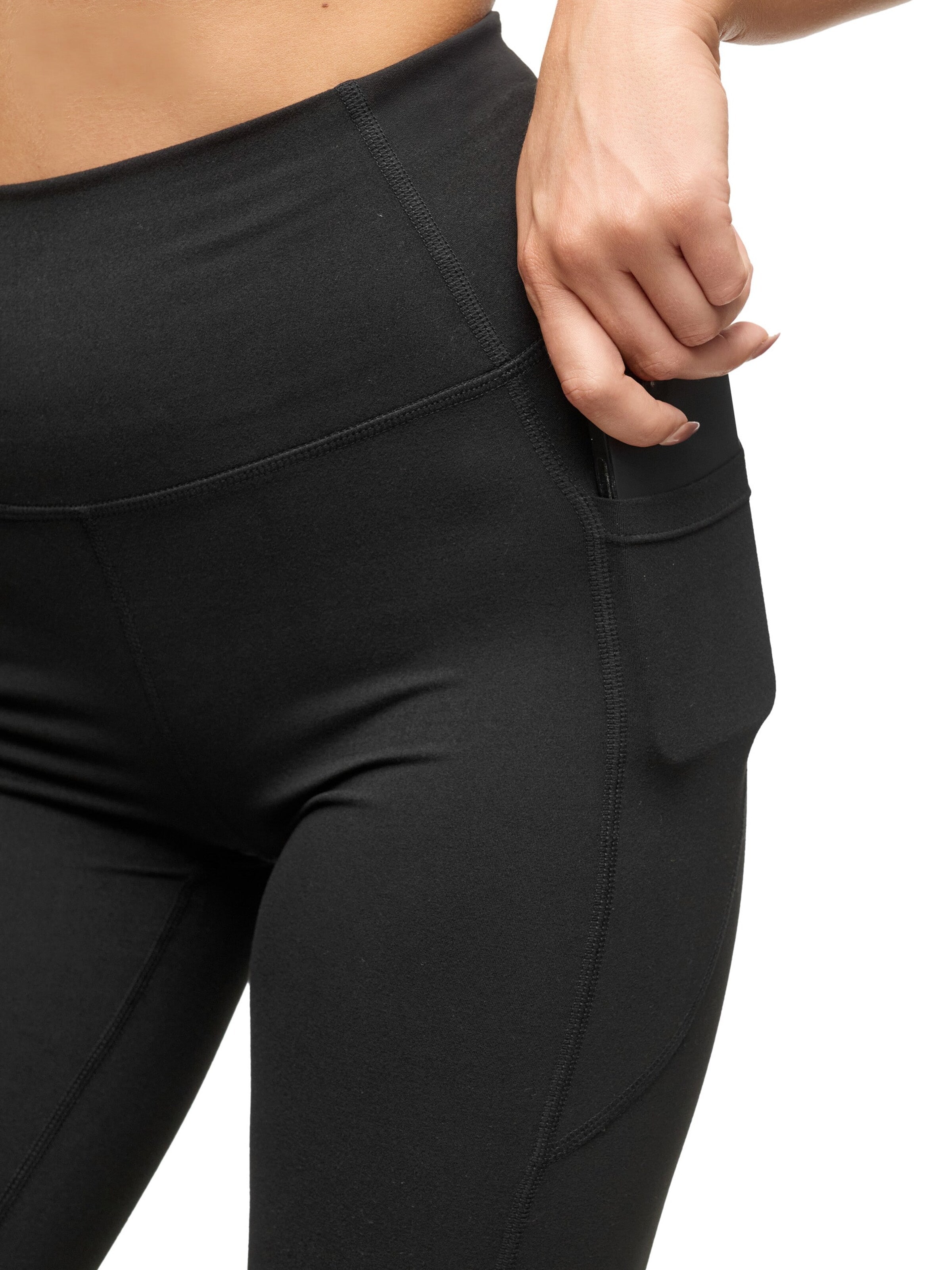 Tazzio Skinny Legginsy 'F301' w kolorze czarny